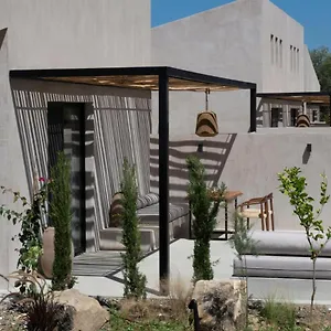Pure Ξενοδοχείο με διαμερίσματα Όρμος Παναγιάς