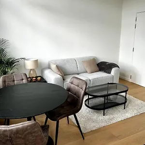 Apartment Near Station